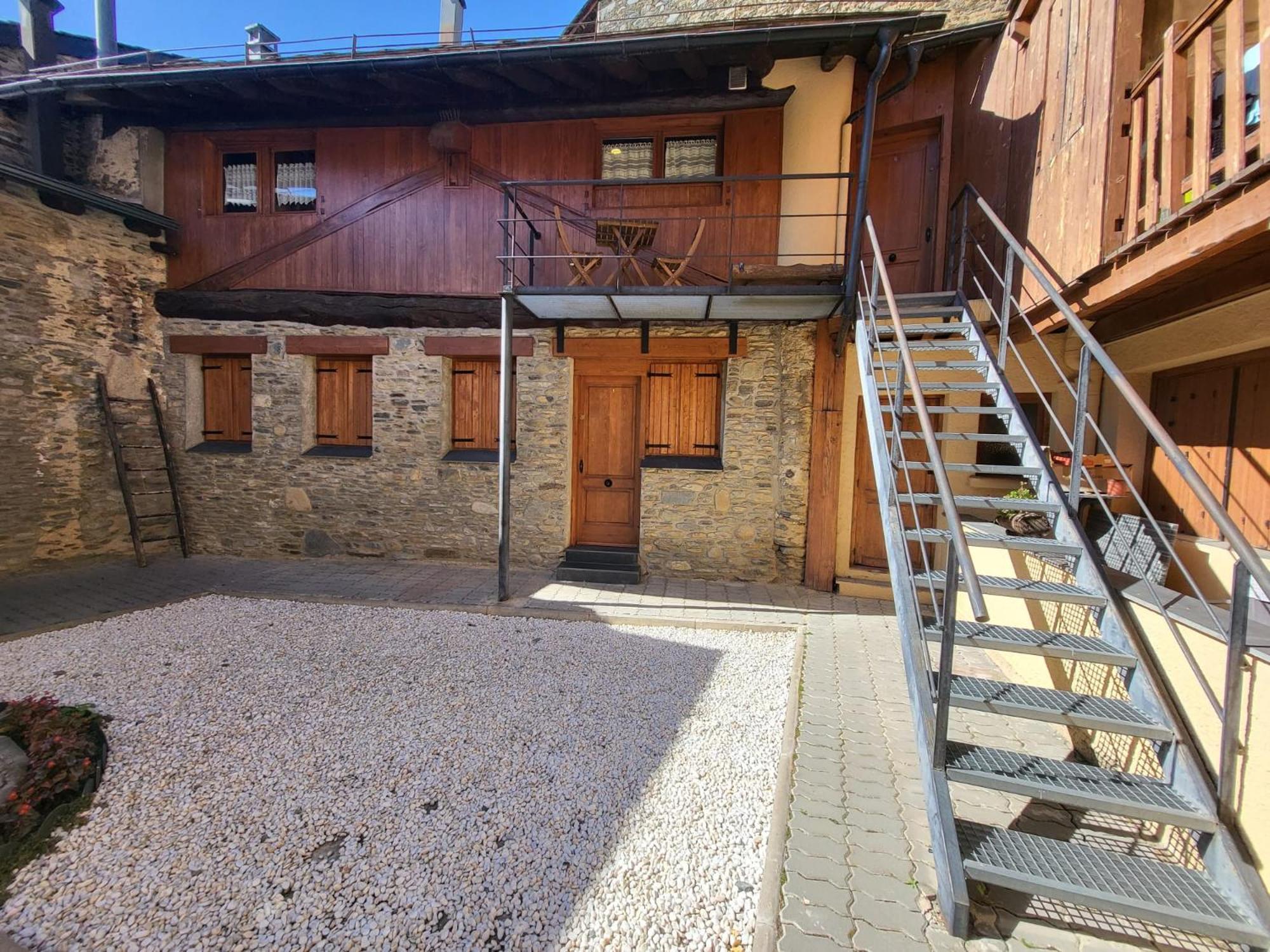 Apto Rustico En Osseja Apartment Bagian luar foto